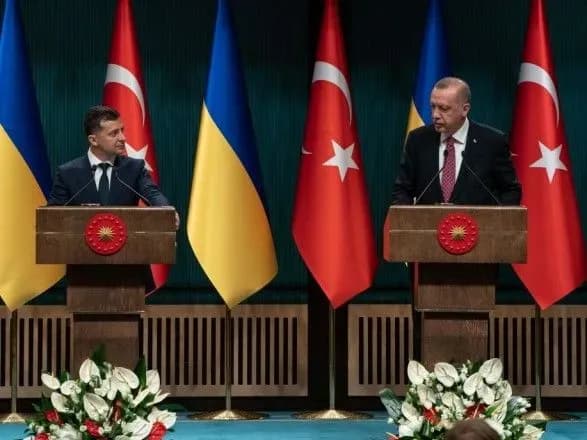 Зеленский в Турции: Мы вместе обязательно найдем путь, который заставит Россию уважать международное право
