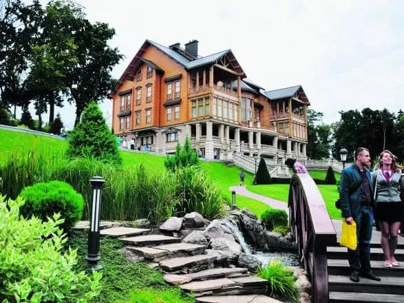 У справі щодо приватизації Межигір'я оголошено про підозру 8 особам - ГПУ