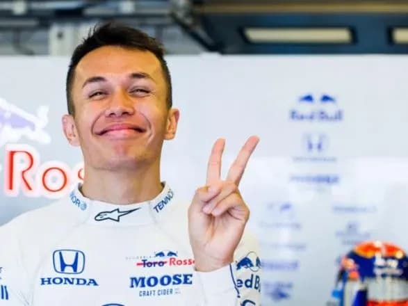 Команды "Формулы-1" совершили обмен пилотами