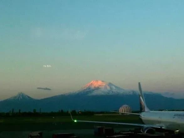Виліт літака з Єревана в Москву скасували через технічну проблему