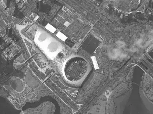 Супутник показав місця розташування бронетехніки і військових біля кордону Гонконгу