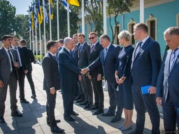 Нетаньягу обговорив з Аваковим міграційну політику