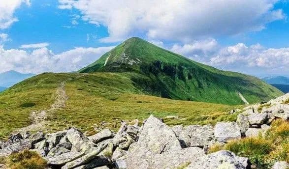 Туристка травмувала ногу під час сходження на Говерлу