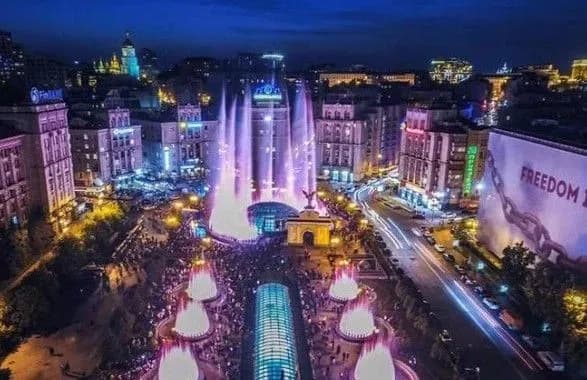 Фонтани на Майдані та Русанівці не закриватимуть у зв’язку зі святом
