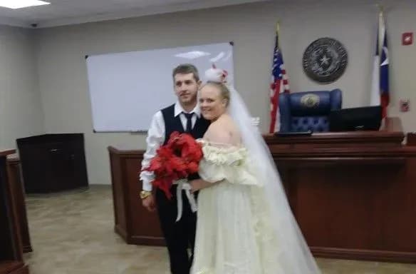 У США пара загинула в ДТП одразу після одруження