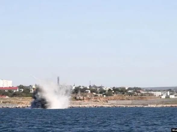 Біля берегів Севастополя підірвали авіабомбу