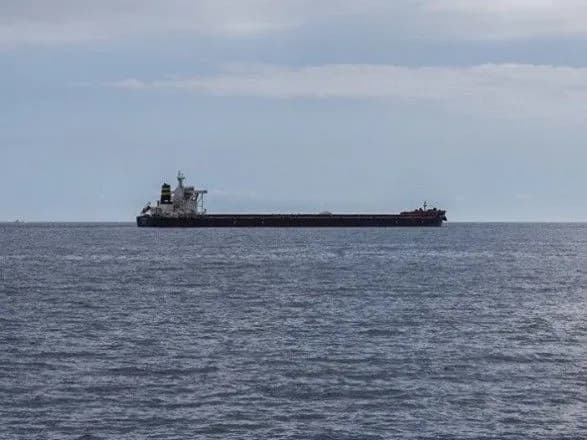 Заарештований танкер доставили в порт Херсона — прокуратура