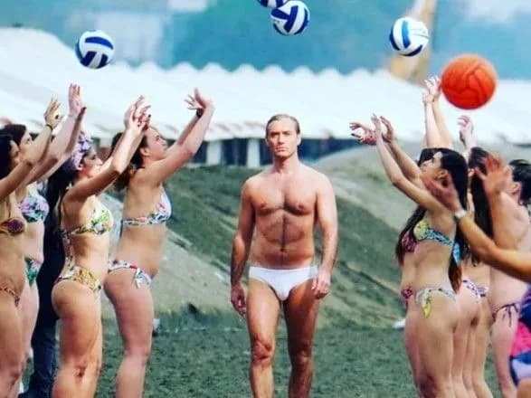 Опубліковано трейлер серіалу "Новий Папа", в ньому зіграє головний актор стрічки "Молодий Папа"