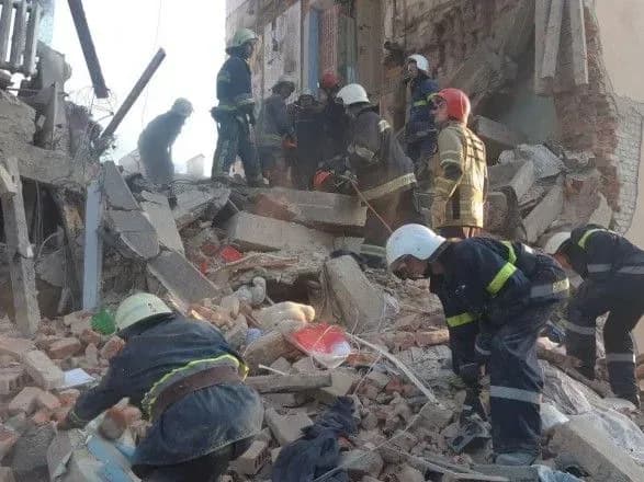 Вибух у будинку в Дрогобичі: з-під завалів витягли шістьох людей