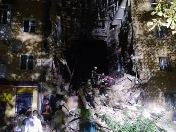 Внаслідок вибуху газу у житловому будинку у Дрогобичі є загиблі