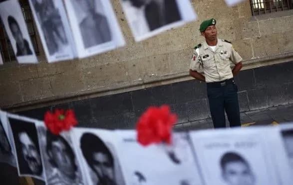 На звалищі в Мексиці виявили близько 2 тис. фрагментів кісток рук