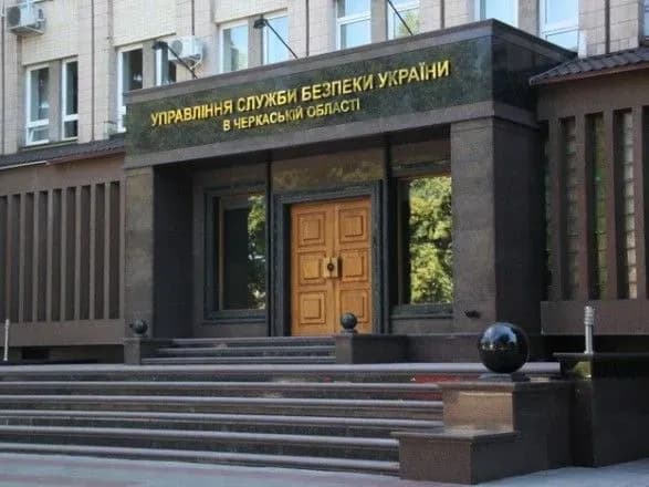 Руководителю госпредприятия сообщено о подозрении в незаконной продаже зерновых