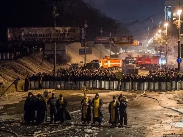 Суд виправдав ексберкутівця у справі про катування майданівців на колонаді