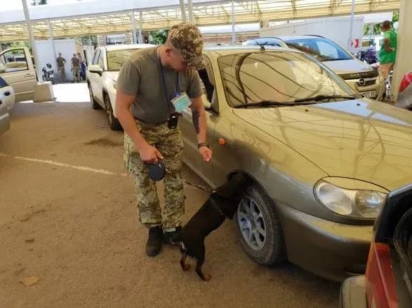 Ситуація на КПВВ на Донбасі: в чергах нарахували 230 автомобілів