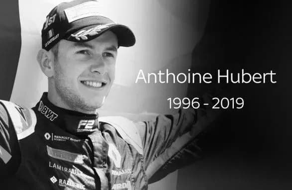 Пилот "Формулы 2" погиб в аварии во время гонки