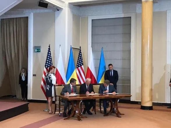 Данилюк: підписання меморандуму з Польщею і США є кроком до диверсифікації поставок газу
