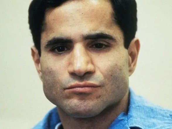 Вбивцю Роберта Кеннеді поранили у в'язниці