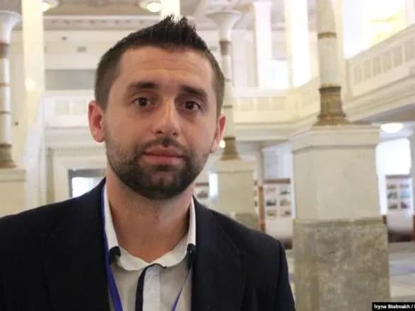 Депутати знову сьогодні працюватимуть до ночі - Арахамія