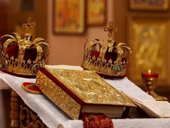 У ПЦУ розвіяли міф про заборону вінчатися у високосний рік