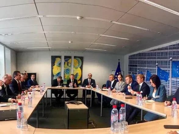 Віцепрезидент Єврокомісії зустрівся із міністром енергетики та представниками "Нафтогазу"