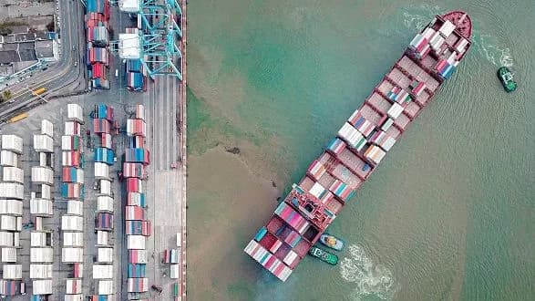 Дефіцит торгівлі України товарами за сім місяців зріс на 18,5%