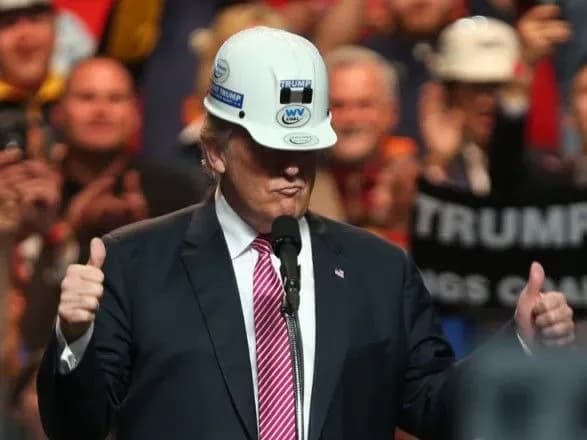 Трамп дозволив використовувати нафту з резерву США після атак на об'єкти Саудівської Аравії