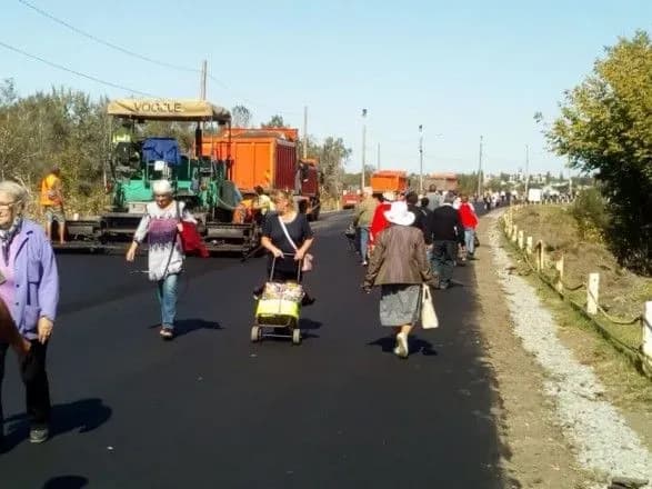 В Офісі Зеленського планують до 27 листопада відкрити оновлений міст у Станиці Луганській