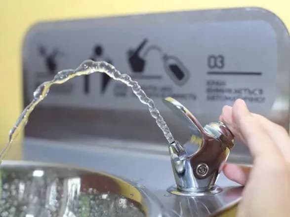 Майже 2,7 тис. українських шкіл не мають водопостачання