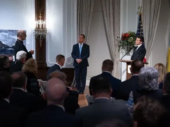 Зеленський у США зустрівся з українською громадою
