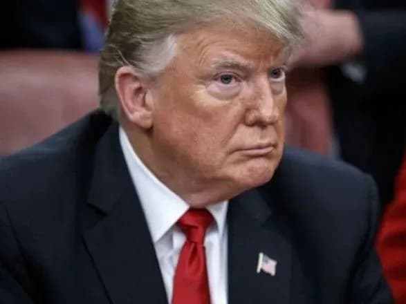 Трамп не впевнений у необхідності оприлюднювати розмову з Зеленським