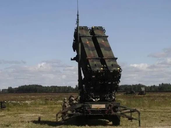 США перекидають військових та техніку до Саудівської Аравії