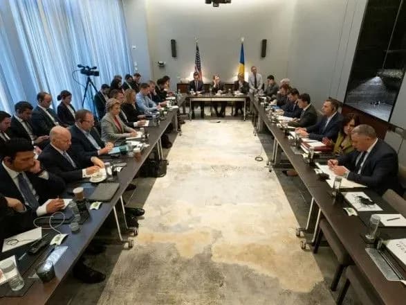 Зеленский - рейтинговым агентствам: миссия МВФ поддерживает инициативы украинской власти