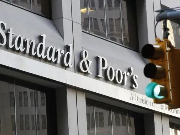 В S&P підвищили рейтинг України