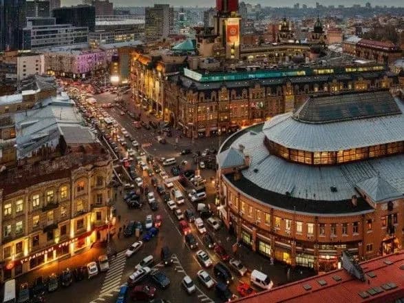 В Киеве начинают формироваться пятничные пробки