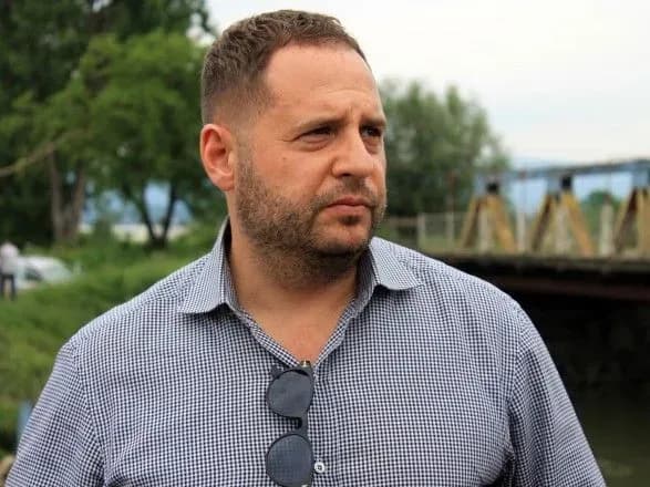 Єрмак: скандал, що відбувається у США — це іх внутрішня кухня