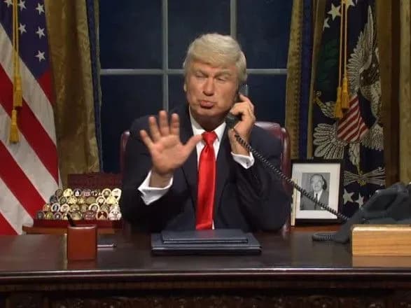 В американському комедійному шоу висміяли історію з імпічментом Трампа через Україну