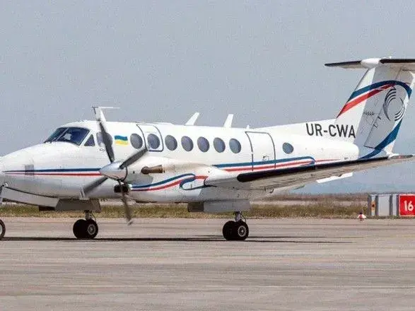 Над Києвом помітили "літак-маяк" для перевірки обладнання летовищ