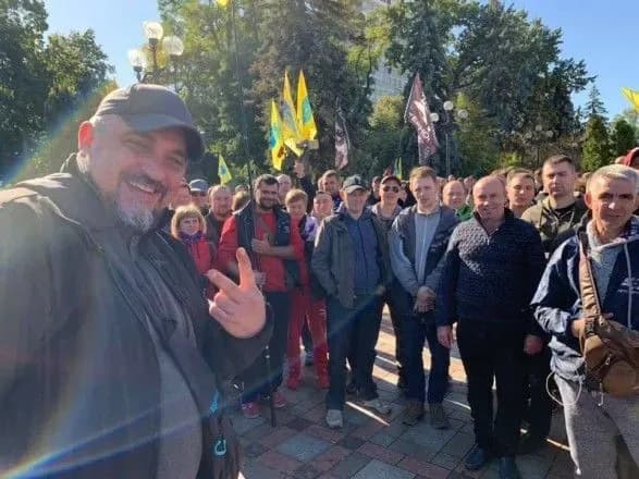 Гончарук зустрівся із “євробляхерами”