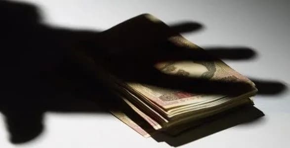 Грабіжник у столиці напав на підприємця, який продає сантехніку