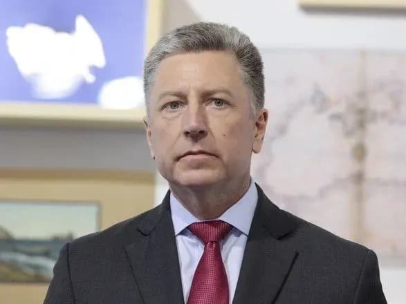 Курт Волкер прибув для надання свідчень