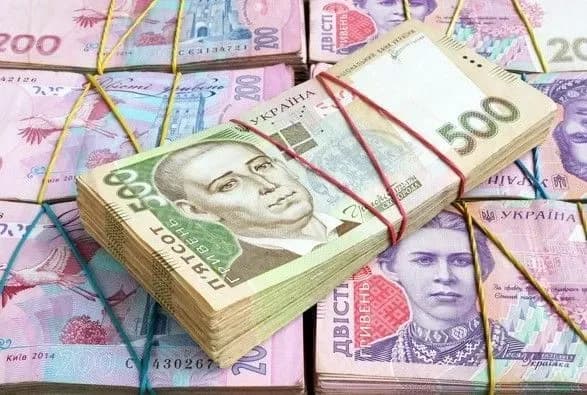 Премьер: на улучшение уровня жизни украинцев нужно еще 140-150 млрд грн