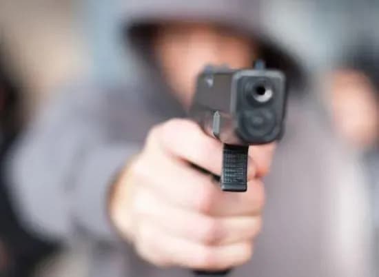 У Києві сталася бійка зі стріляниною, один учасник у лікарні