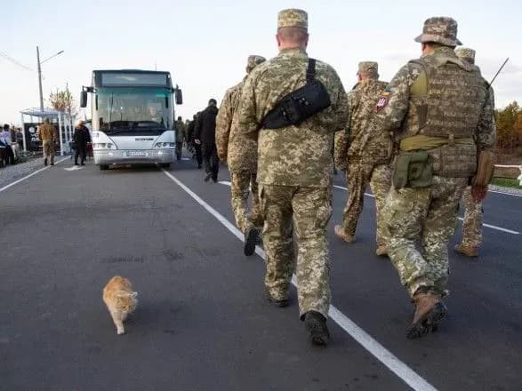 Міністр оборони підтвердив, що розведення військ можливе тільки після 7 діб тиші