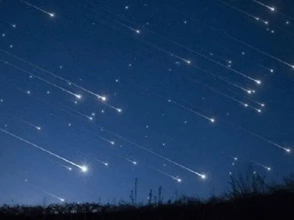 Вночі можна буде побачити пік метеорного дощу Драконіди
