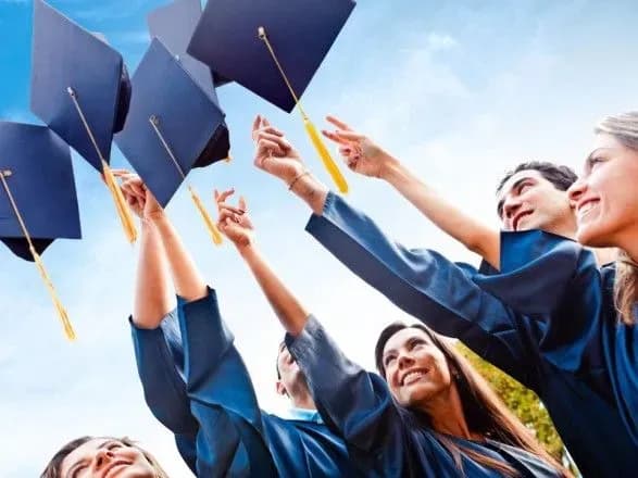 Высшее образование в Украине в сентябре подорожало на 12,6%