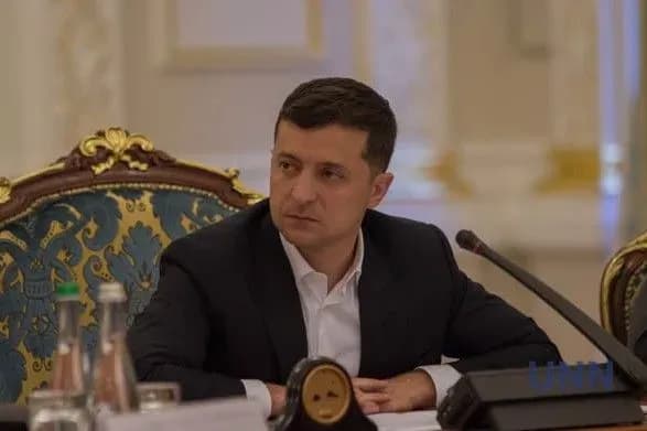 Президент відкидає можливість референдуму з приводу закону про особливий статус Донбасу