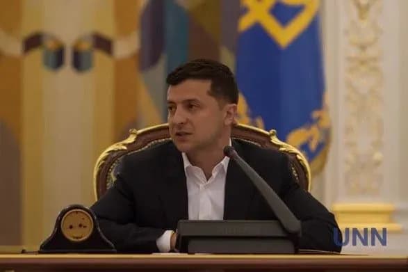 Представник Президента назвав умови підписання Зеленським земельного закону