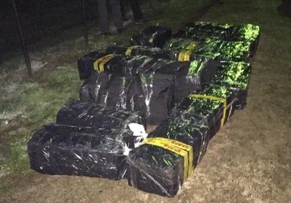 На Волині затримали організаторів контрабанди цигарок потягом "Київ-Варшава"