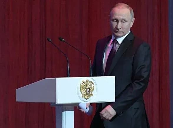 Дії Путіна заслуговують вивчення з боку політологів - Сурков