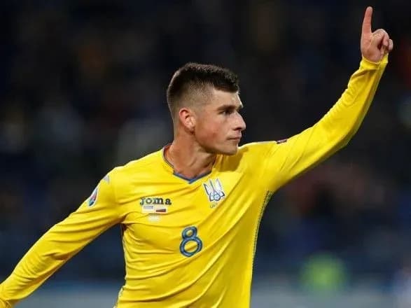 Троє українців потрапили до сотні кращих футболістів відбору на Євро-2020